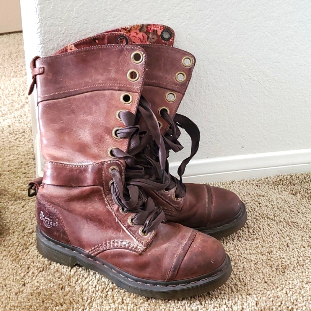 Dr. Martens, brown, boots, Triumph, women's 8, leather, Doc Martens, Air Waves